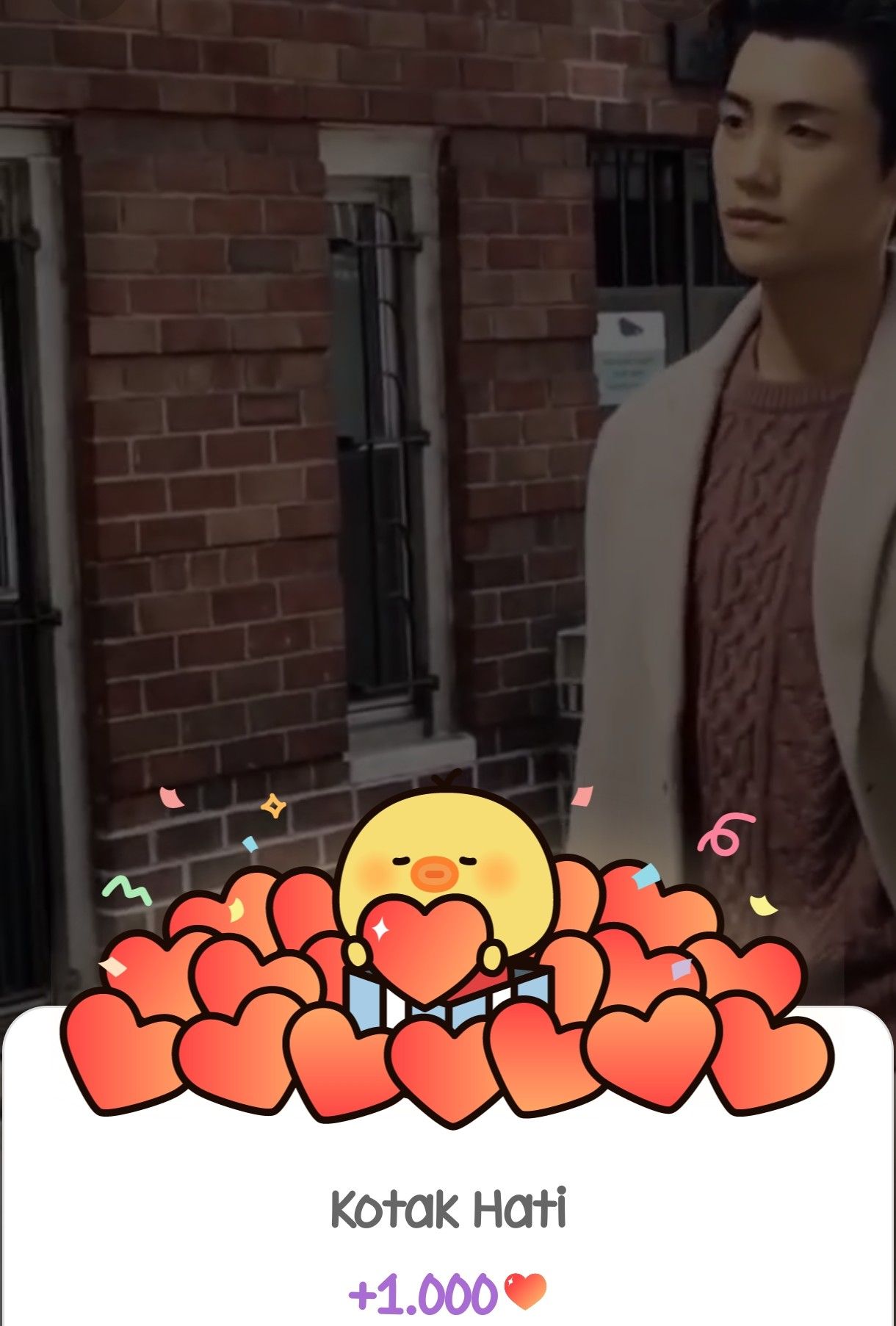 Behind-the-scenes cut of Park Hyungsik