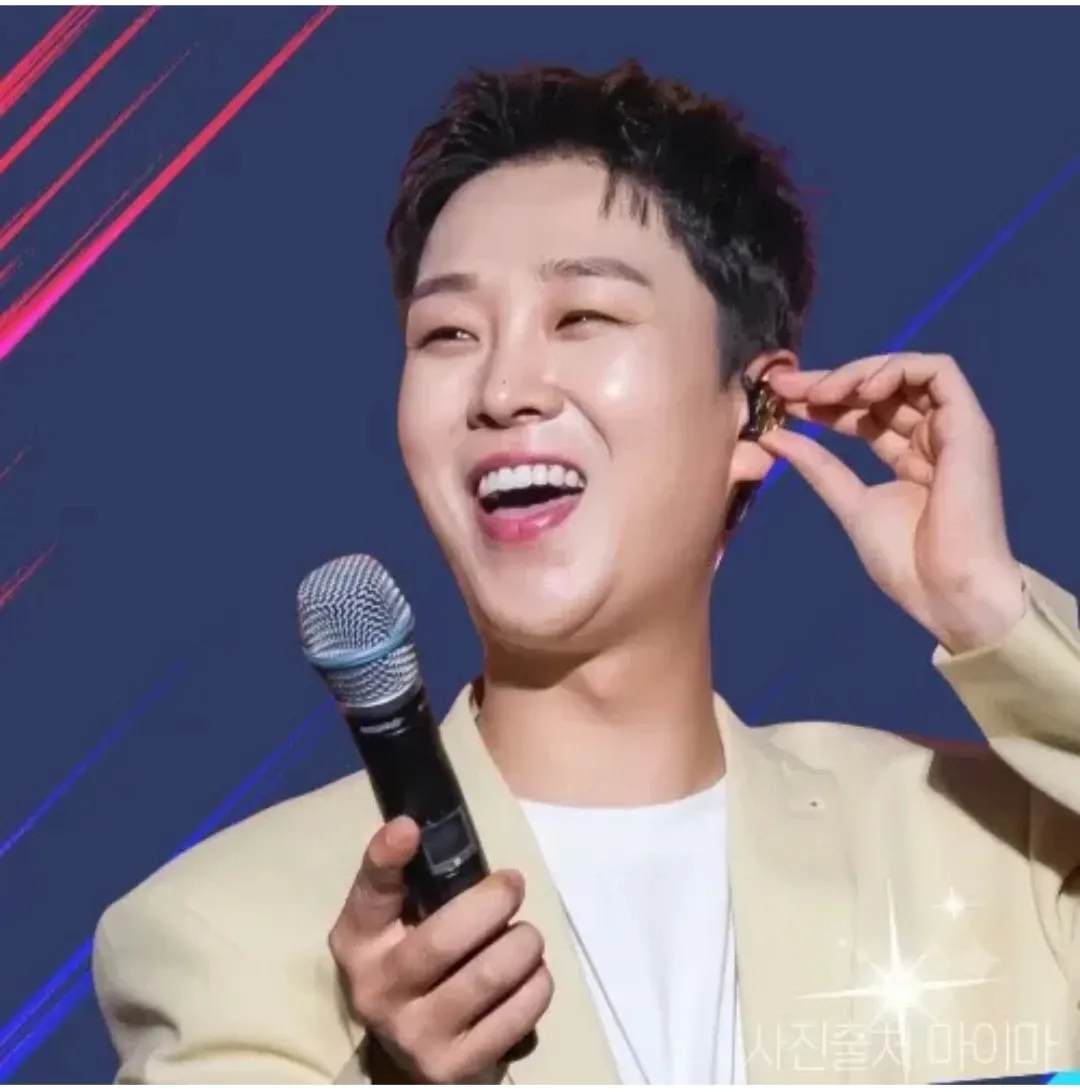 Recent activity shot of Song Minjun