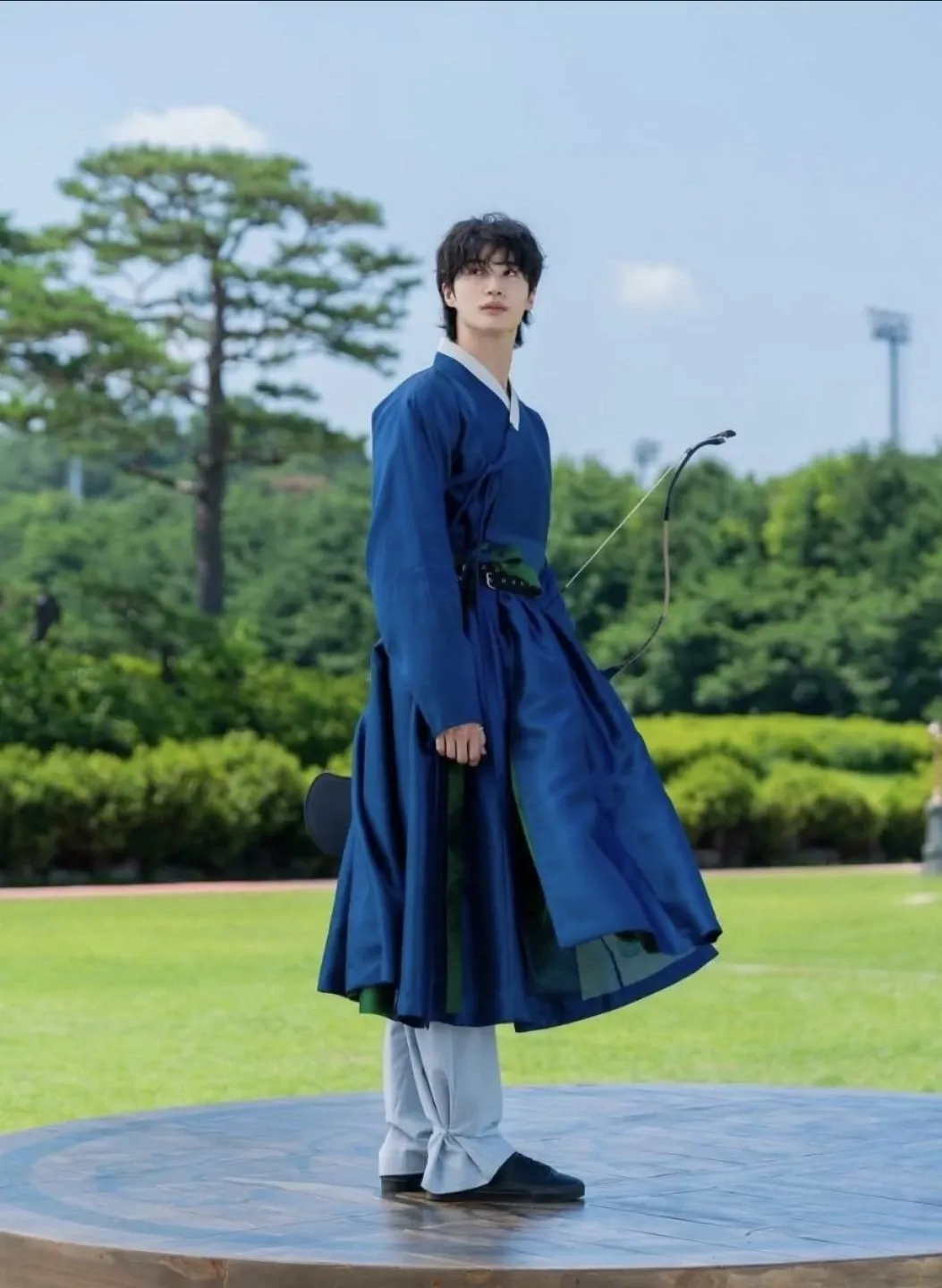 Behind-the-scenes cut of Byeon Wooseok