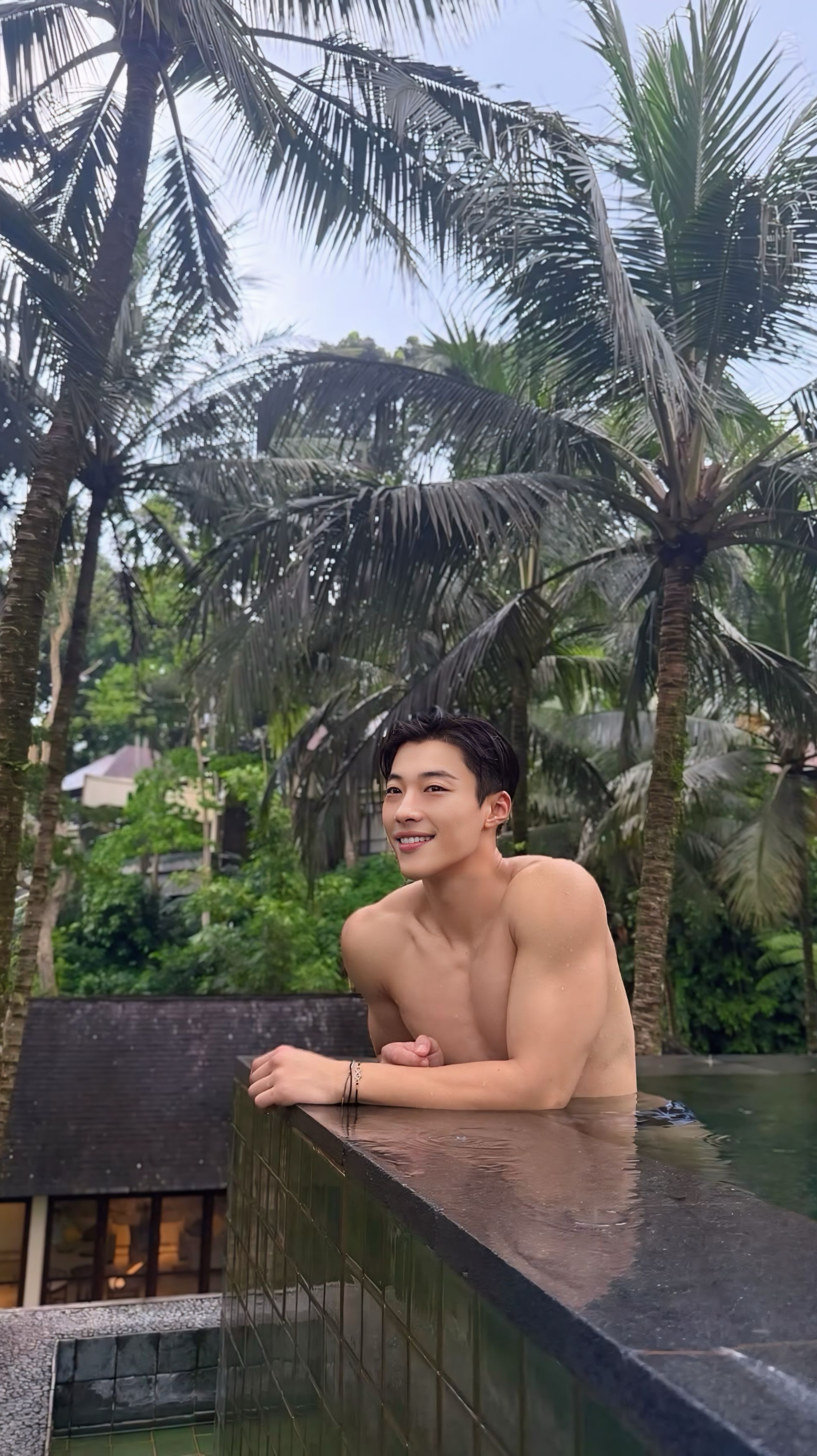 A moment captured by a fan of Woo Dohwan