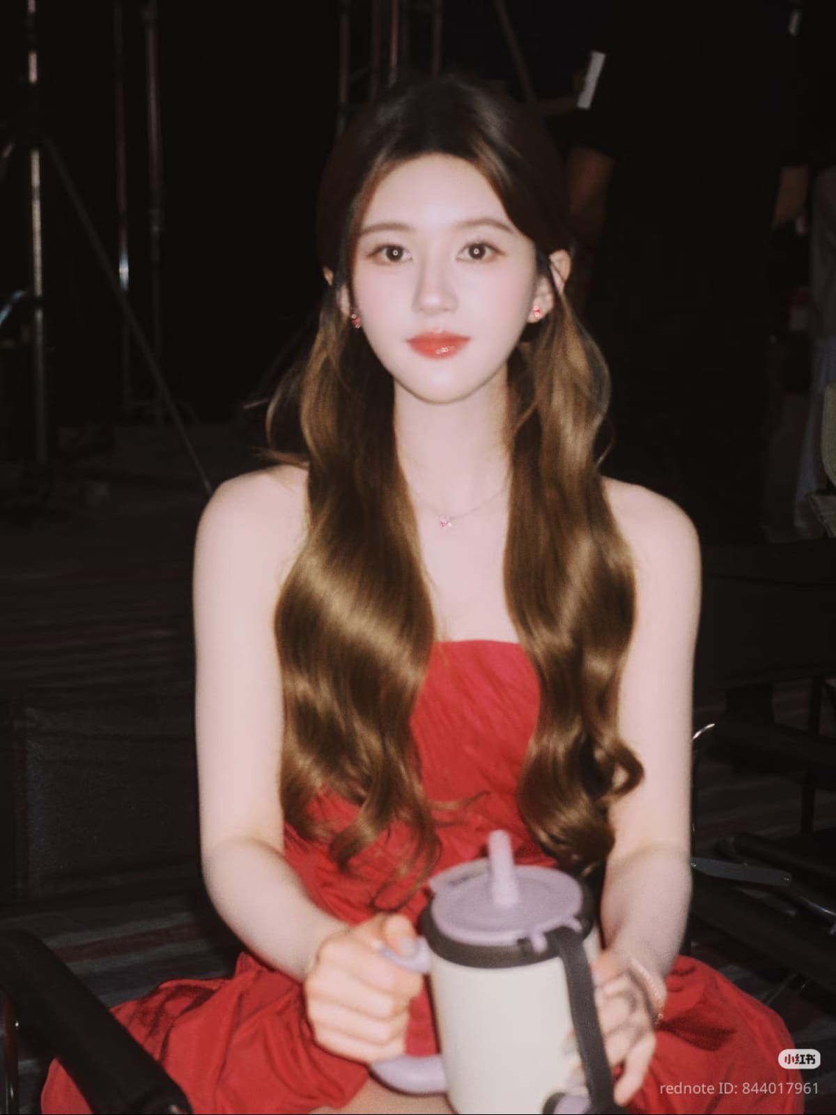 Behind-the-scenes cut of Zhao Lusi