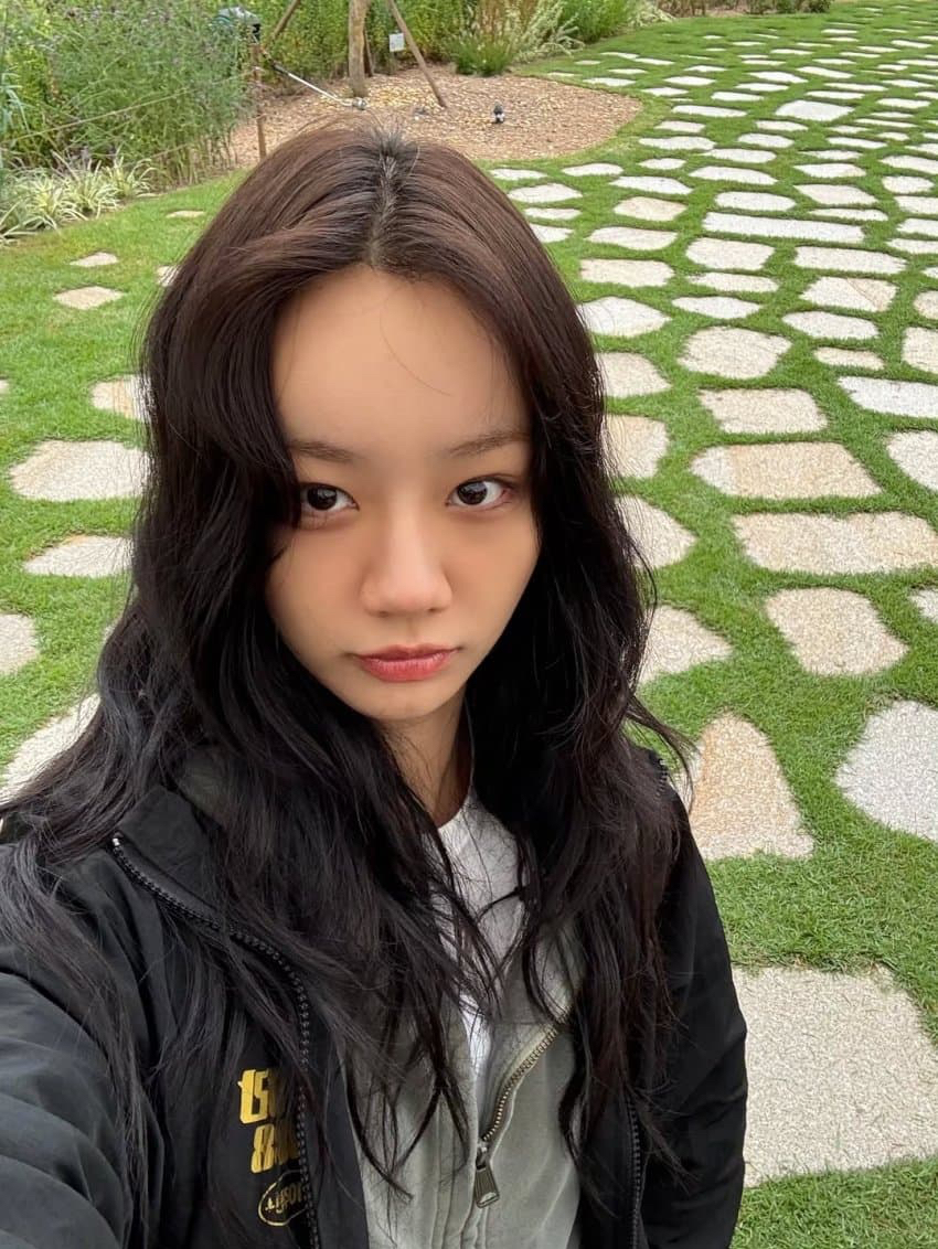 Behind-the-scenes cut of Hyeri
