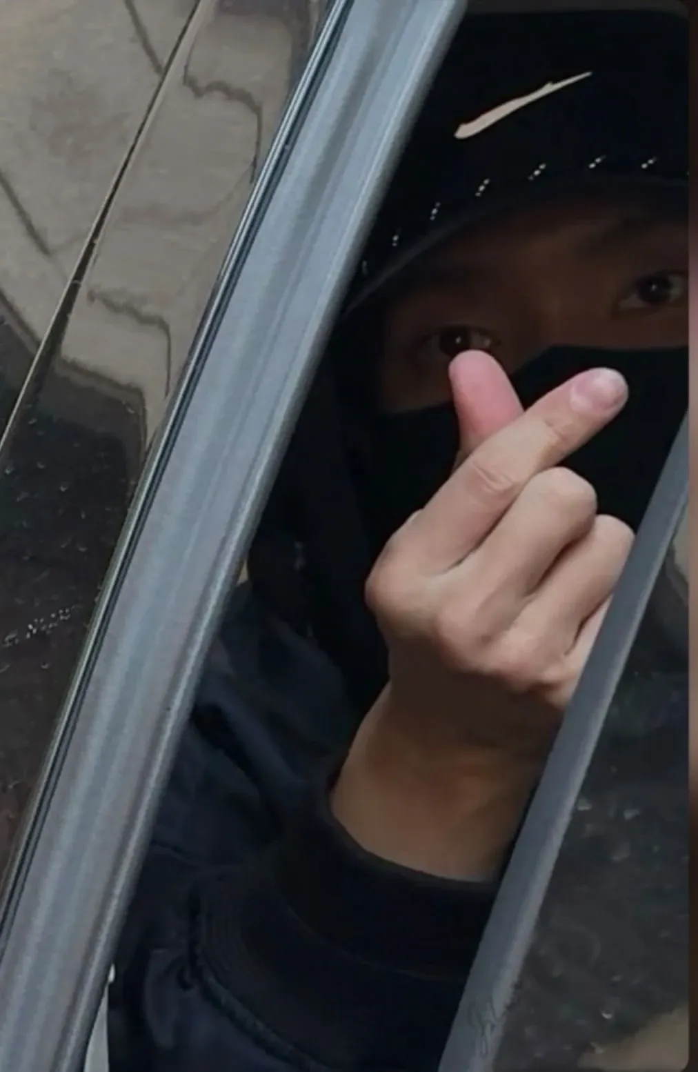 Momen yang diabadikan oleh penggemar Lee Joongi