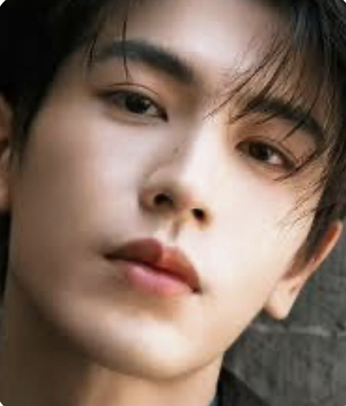 Latest photo of Zhang Linghe