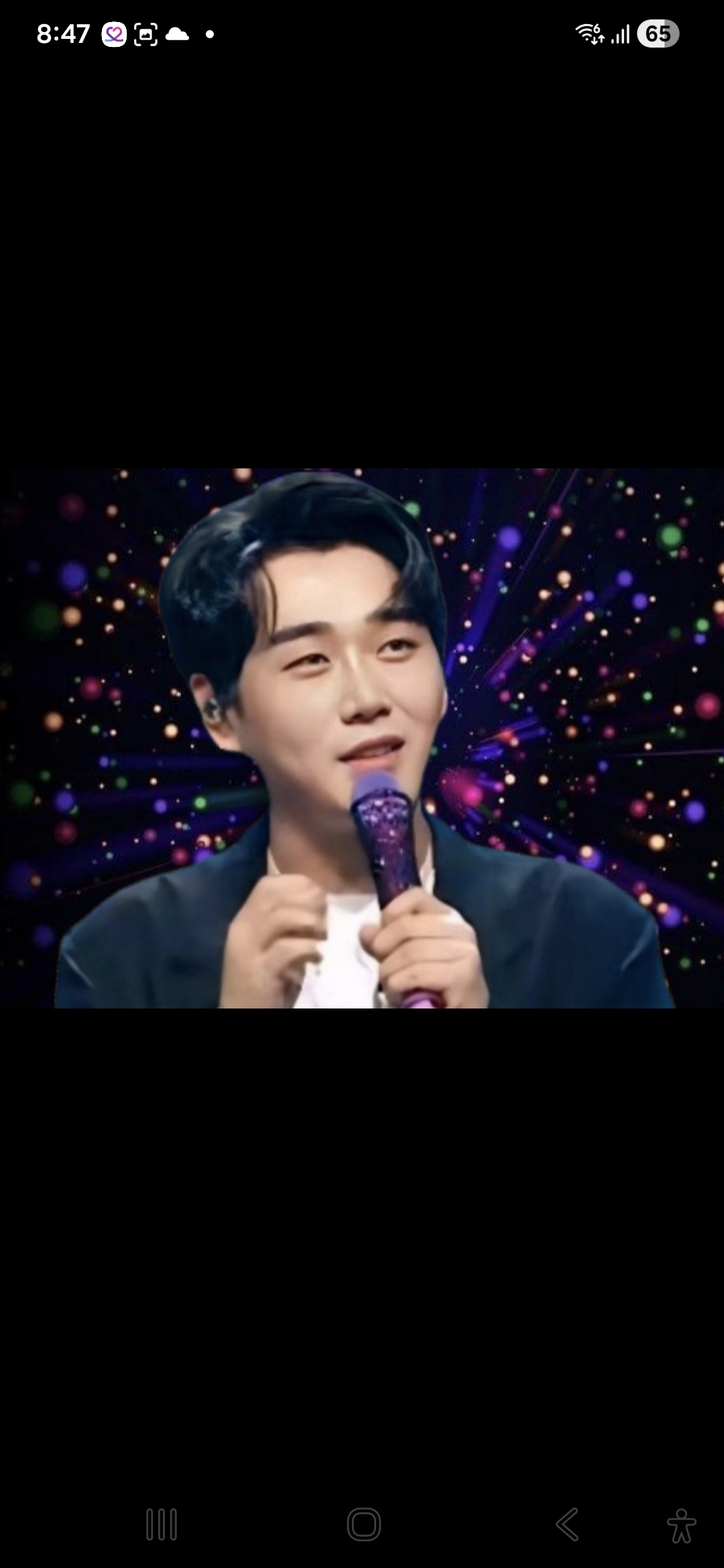 Special wallpaper made by Hwang Youngwoong's fans