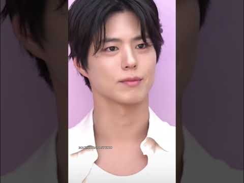 A moment captured by a fan of Park Bogum