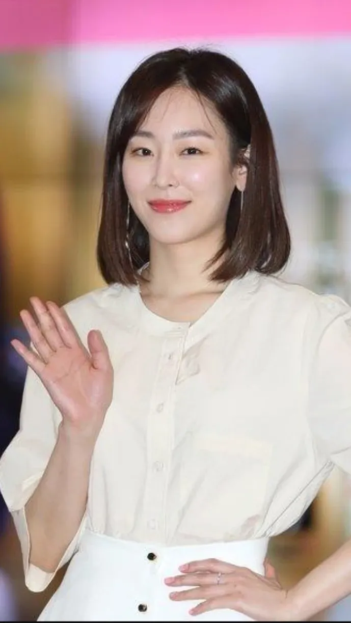 Representative background image loved by Seo Hyunjin fandom