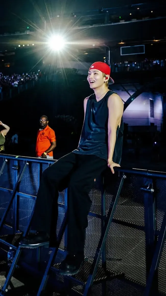 Recent activity shot of Kim Taehyung (V)