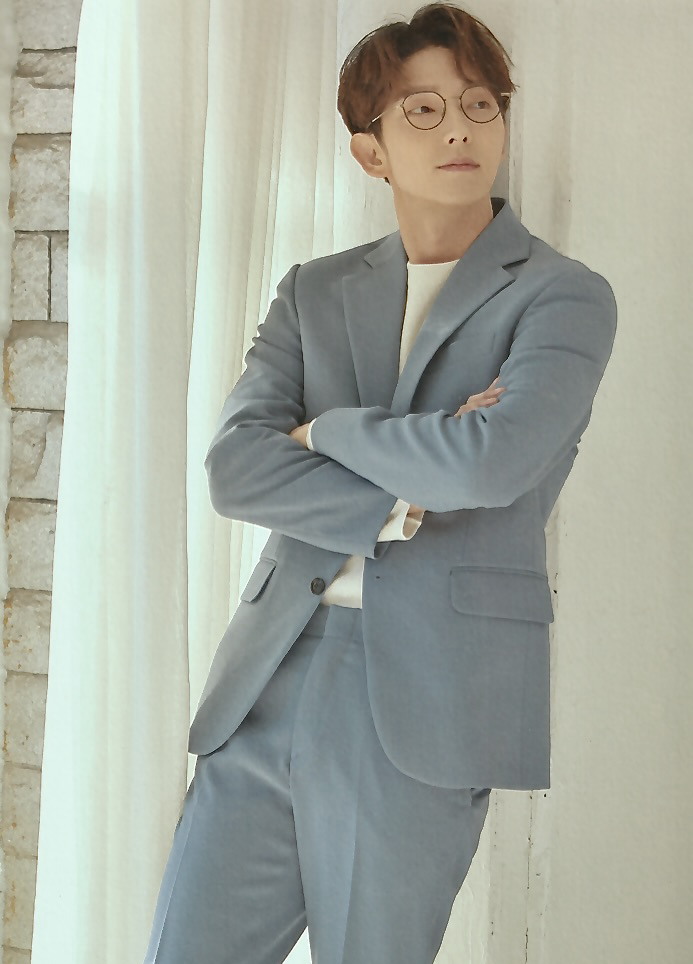 Latest photo of Lee Joongi