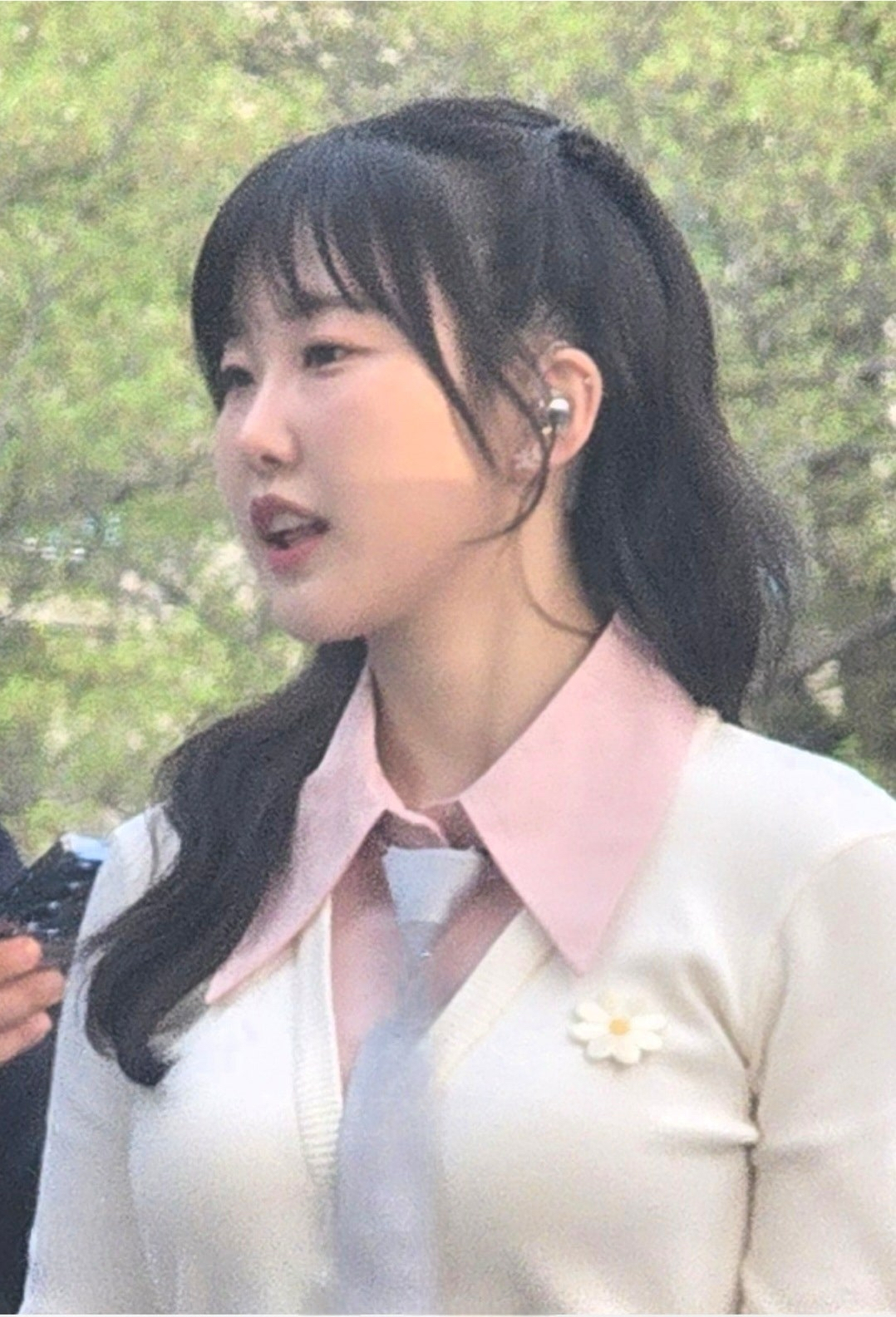 Recent activity shot of Hong Seongyun