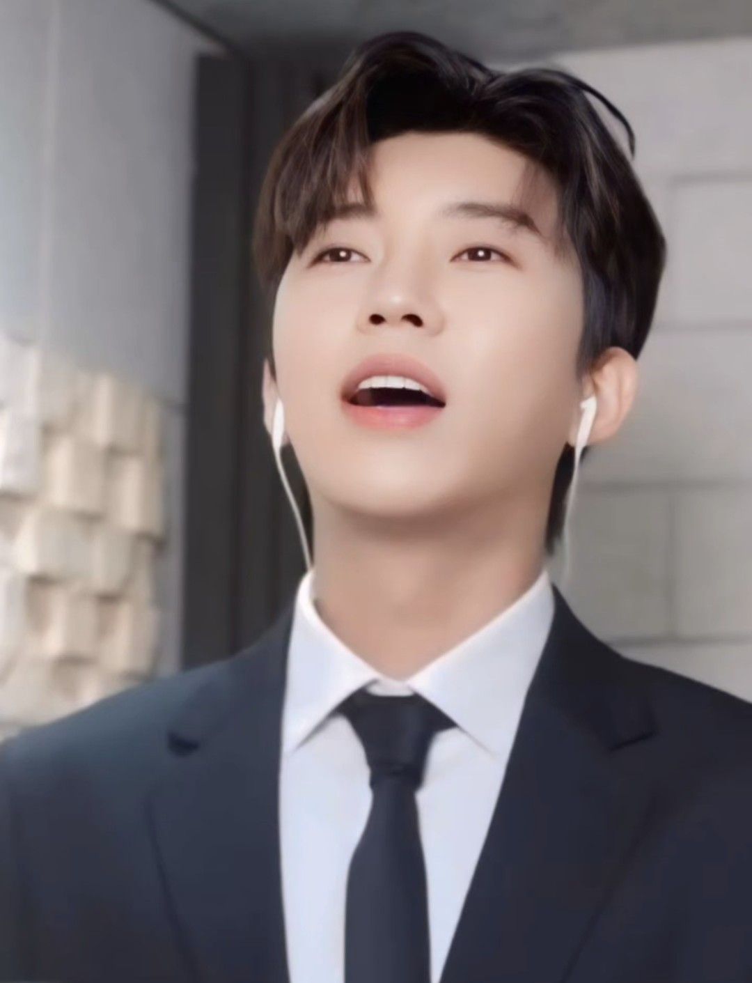 임영웅의 비하인드 컷