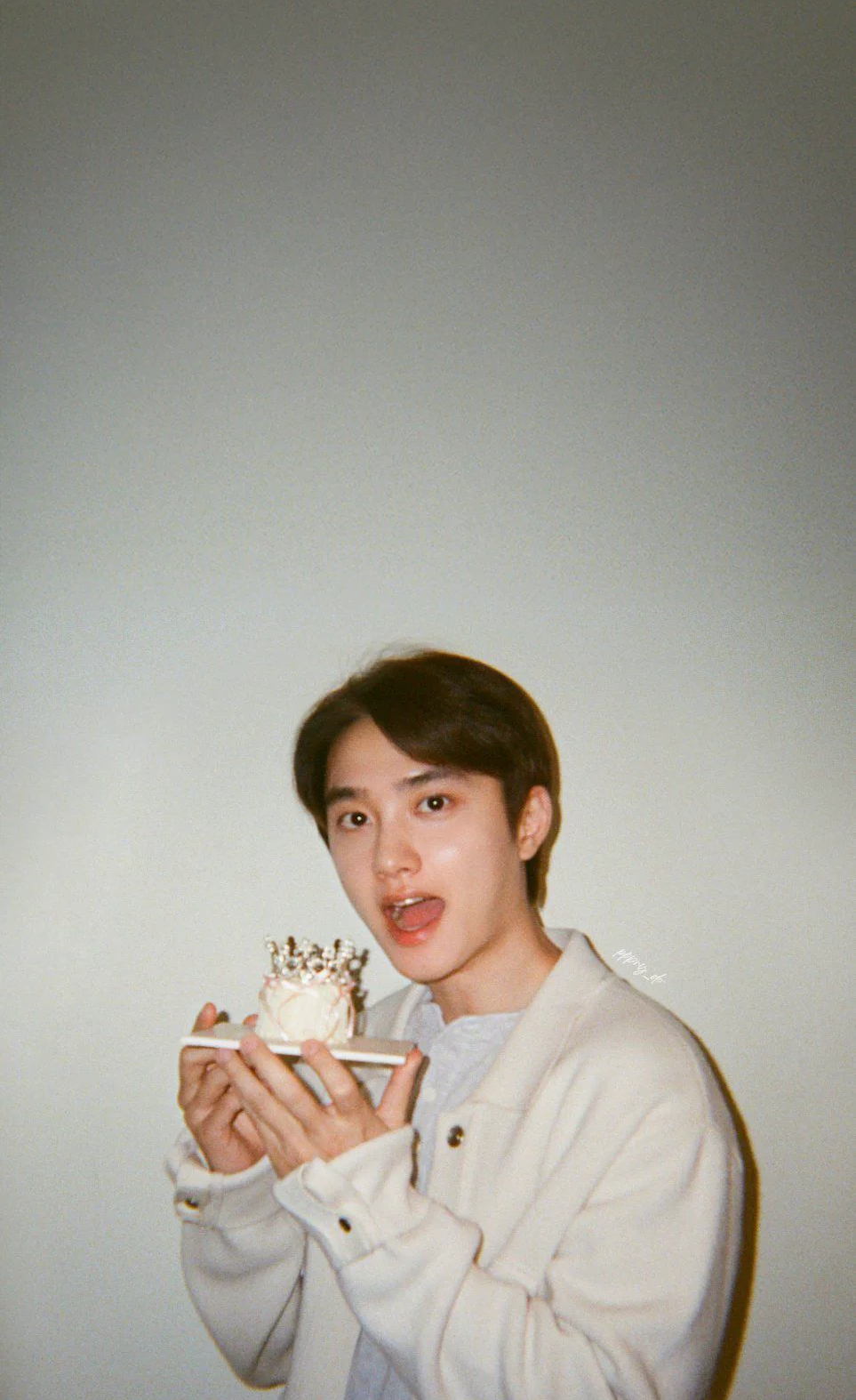 Foto terbaru dari Doh Kyungsoo (D.O.)