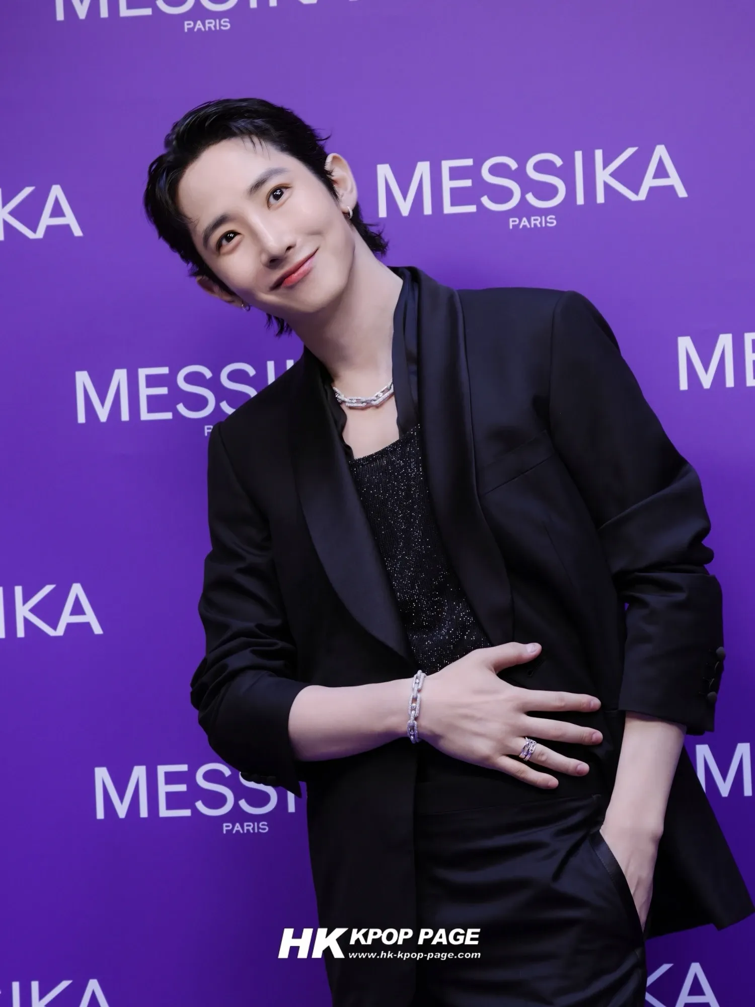 Behind-the-scenes cut of Lee Soohyuk