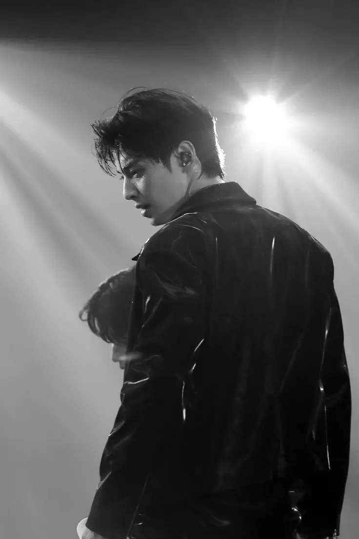 Recent activity shot of Cha Eunwoo