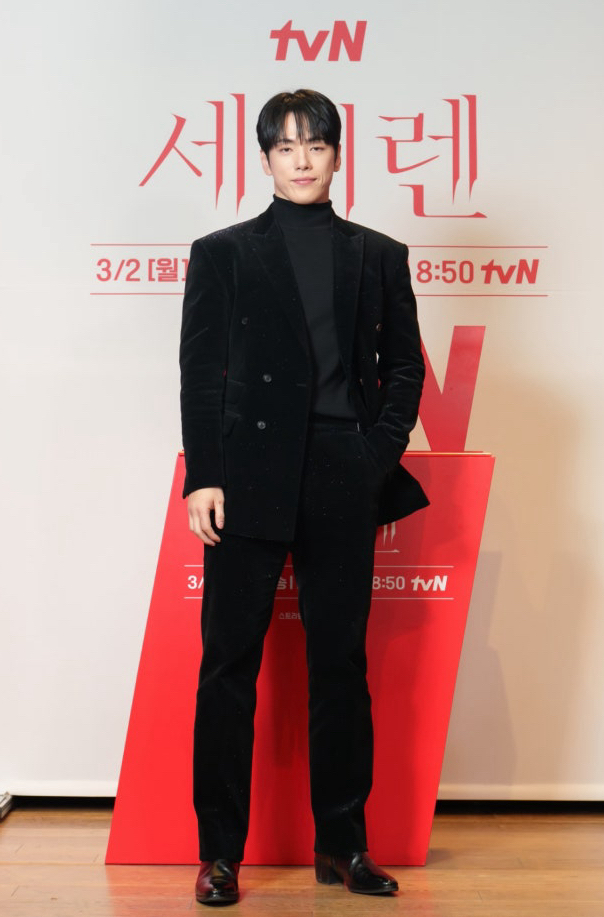 Explosively popular post in Choeaedol Celeb community