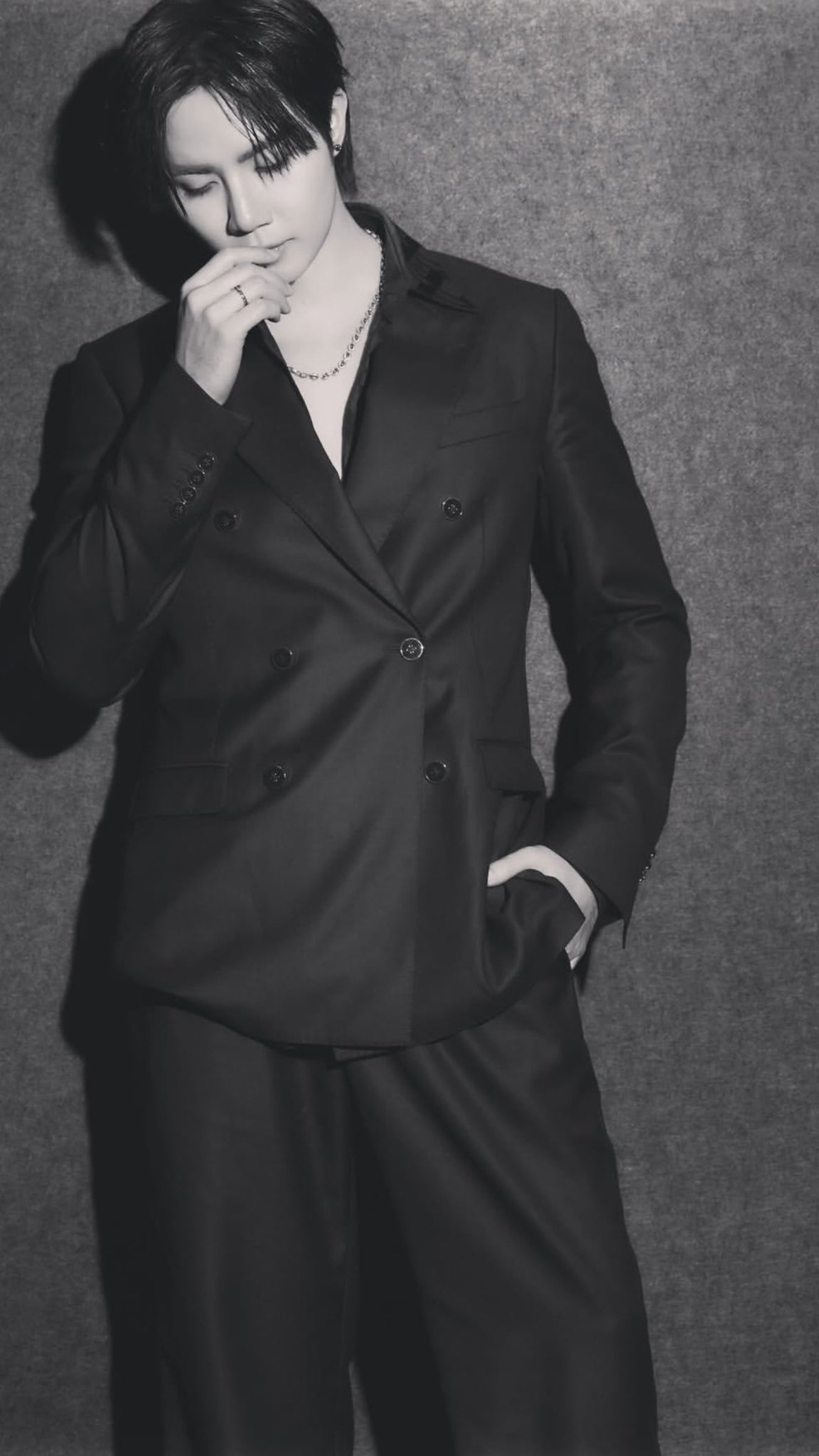 Representative background image loved by ZeePruk fandom