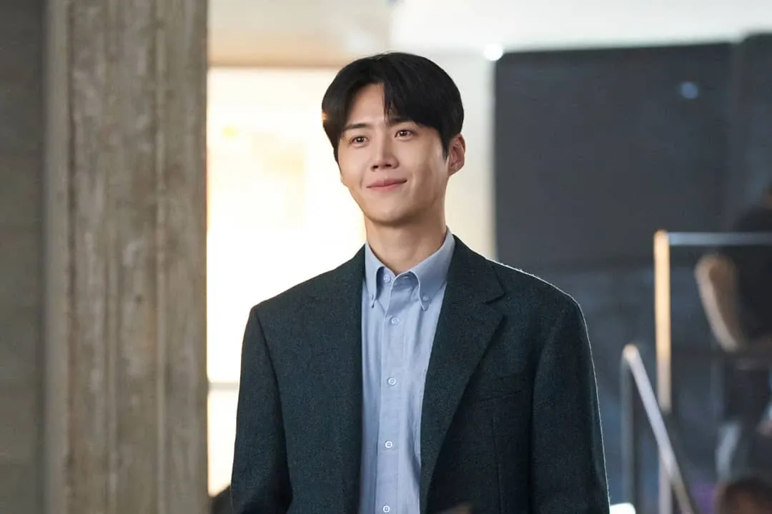 Behind-the-scenes cut of Kim Seonho