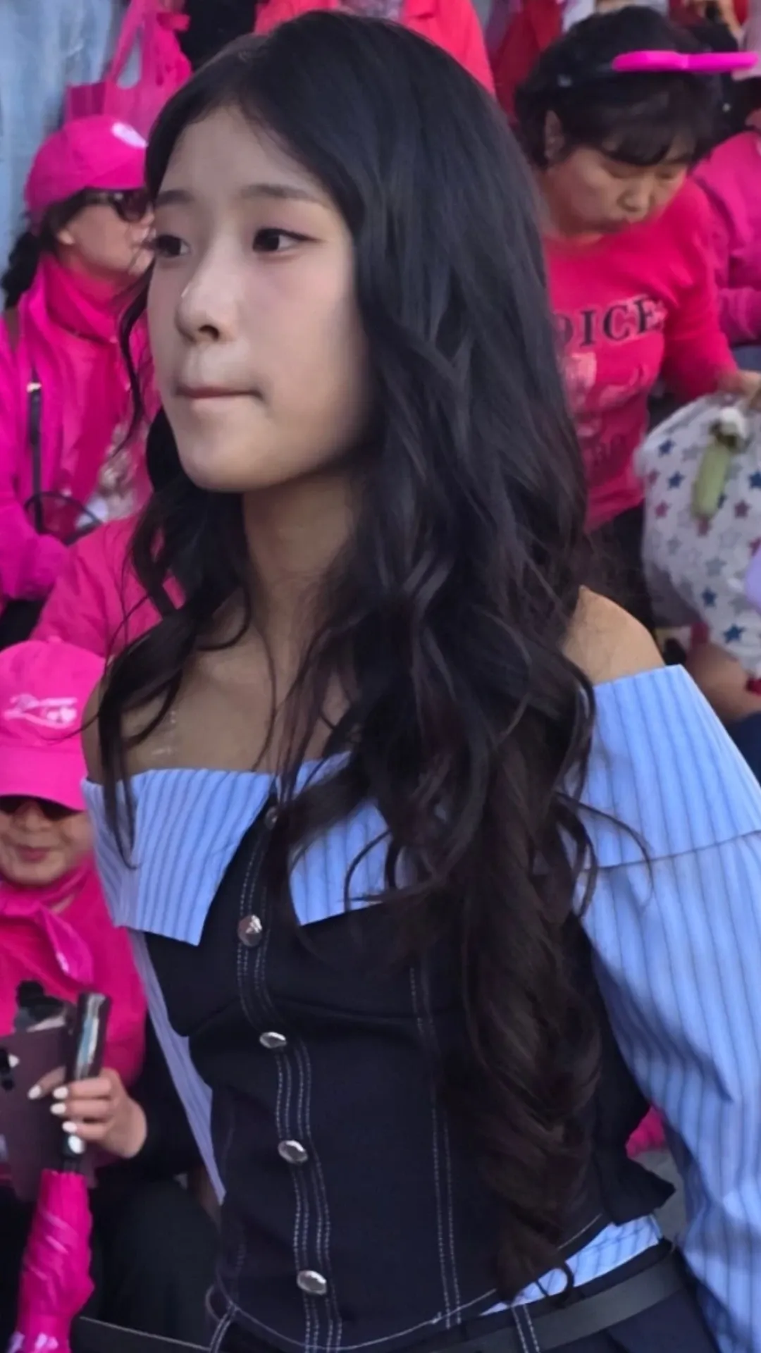Behind-the-scenes cut of Bin Yeseo
