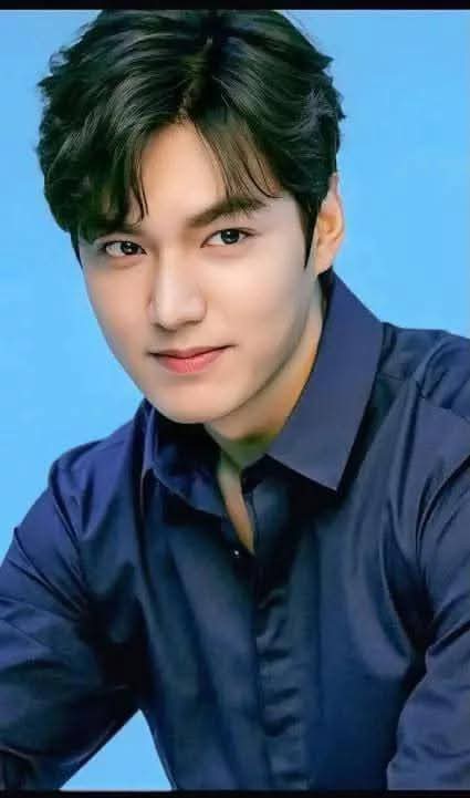 Wallpaper emosional yang dibagikan penggemar untuk Lee Minho