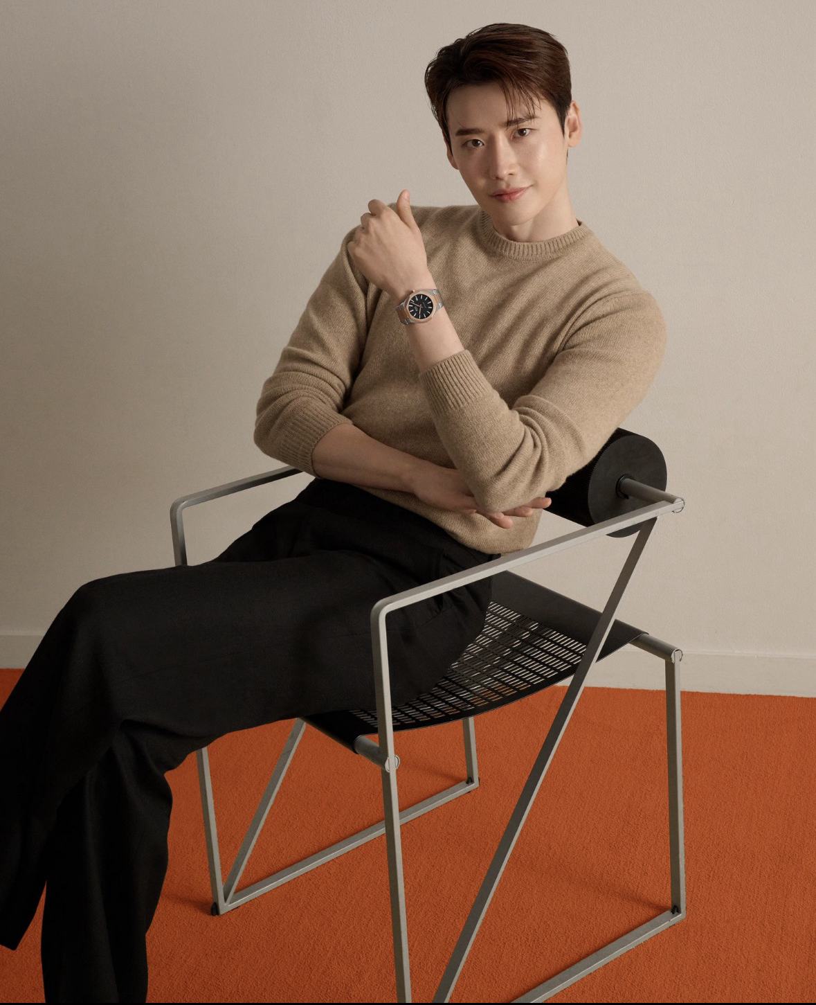 A moment captured by a fan of Lee Jongsuk