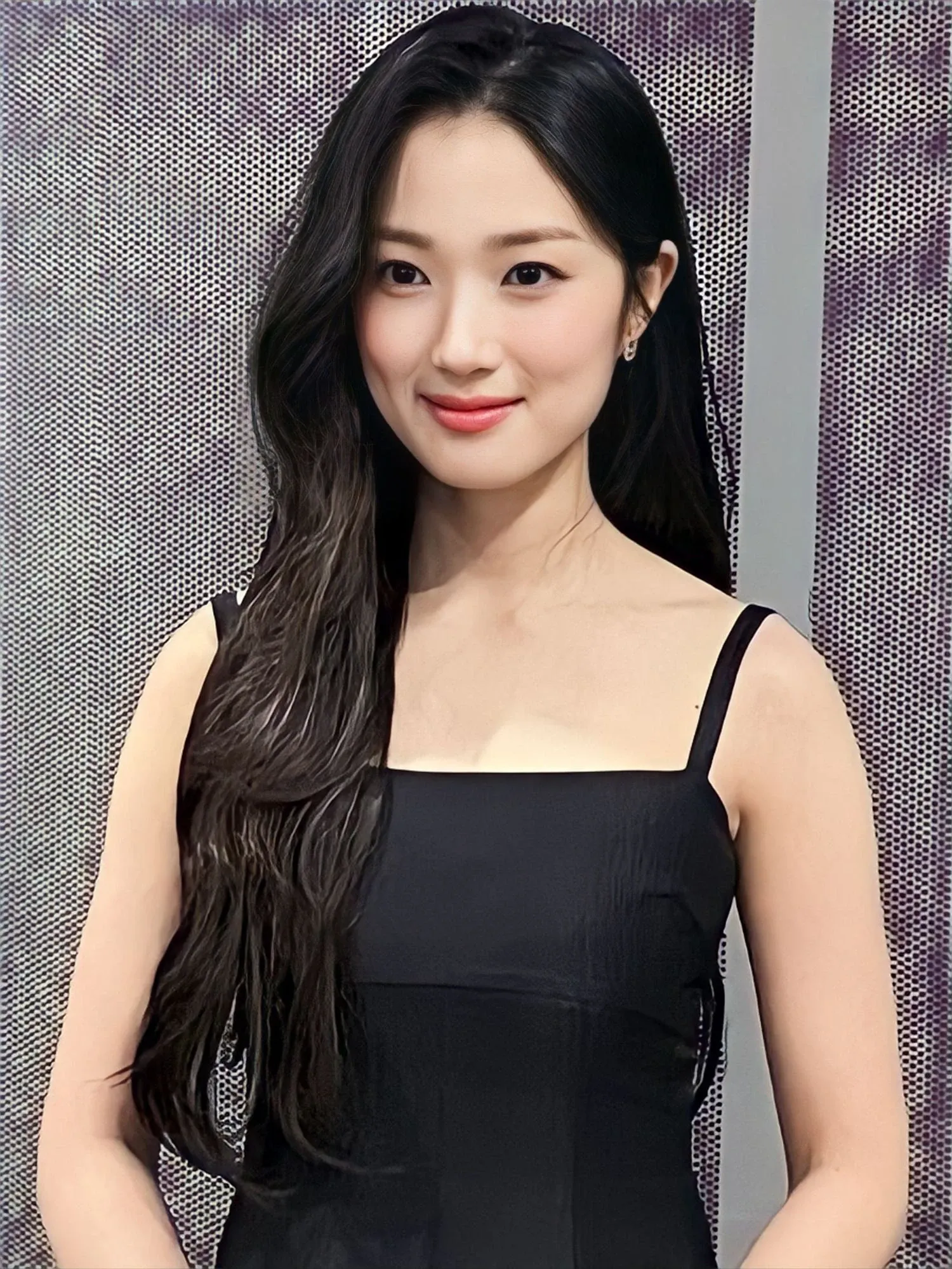 Latest photo of Kim Hyeyoon