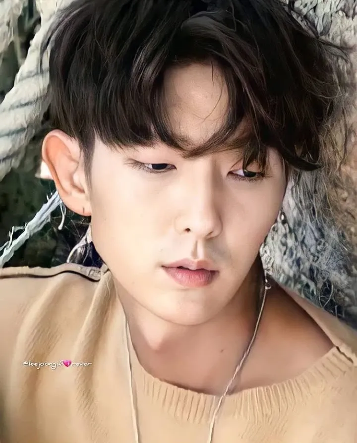 이준기 최근 활동샷