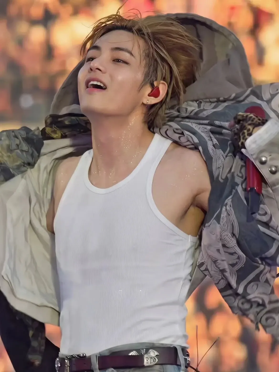 Recent activity shot of Kim Taehyung (V)
