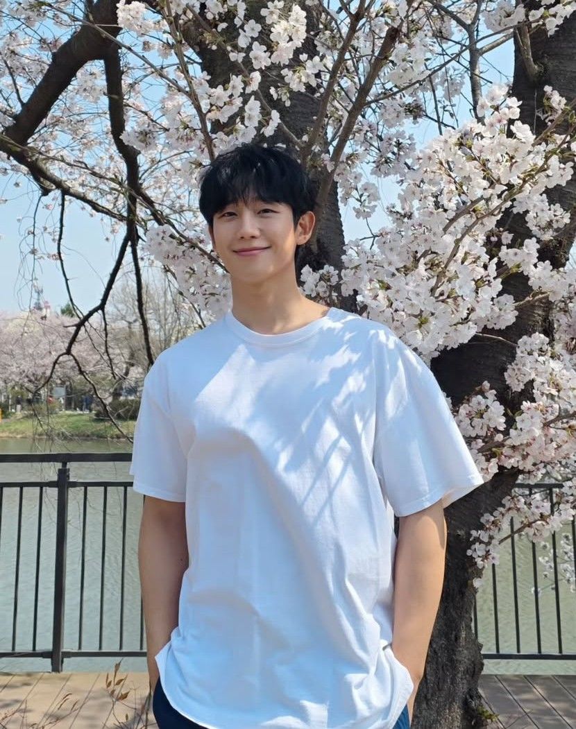 丁海寅的最新照片