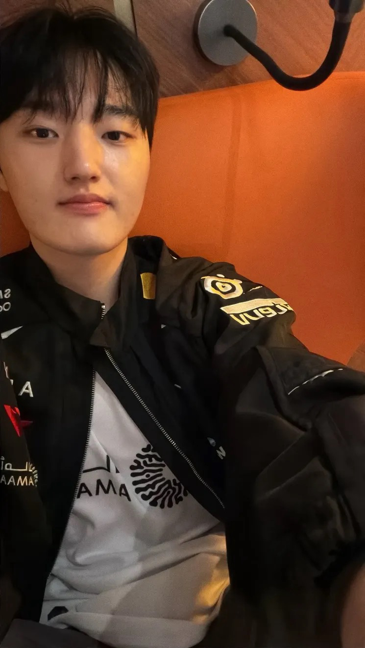 Peyz background image recommended by Choeaedol Celeb fandom