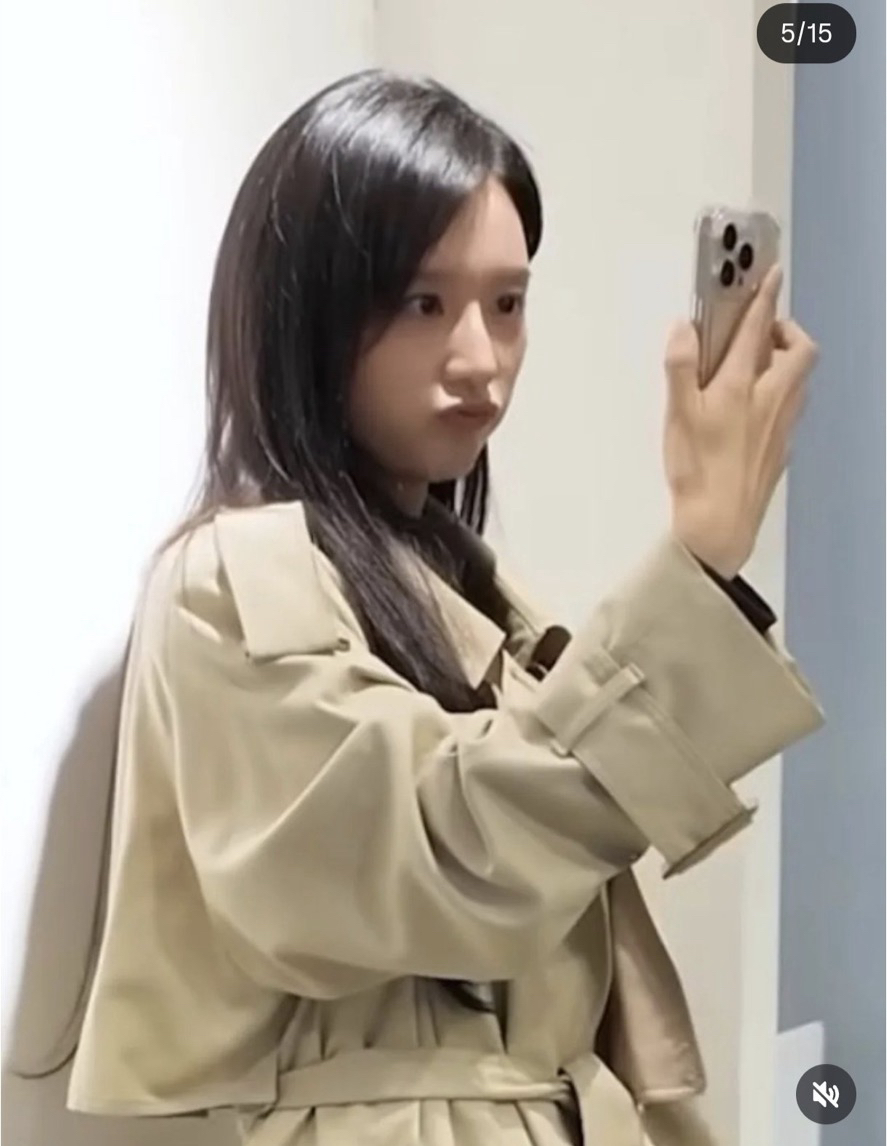 Behind-the-scenes cut of Kim Jiwon