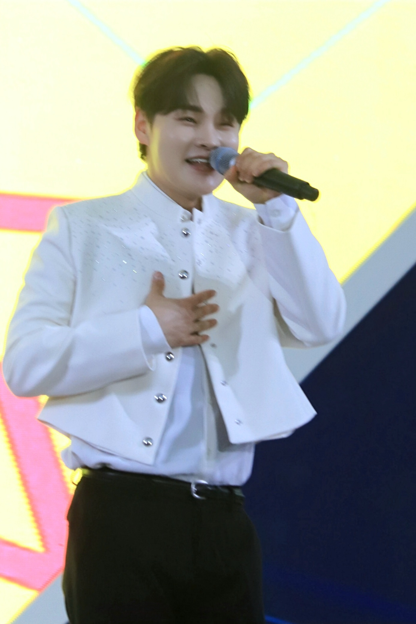 Momen yang diabadikan oleh penggemar Park Seojin