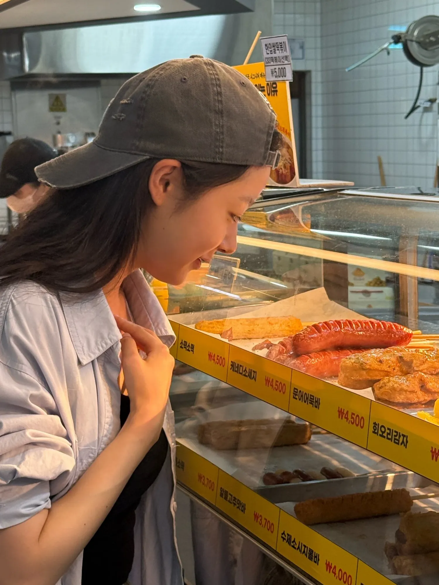 Behind-the-scenes cut of Chae Wonbin