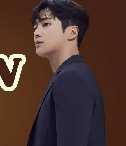 Foto terbaru dari Rowoon