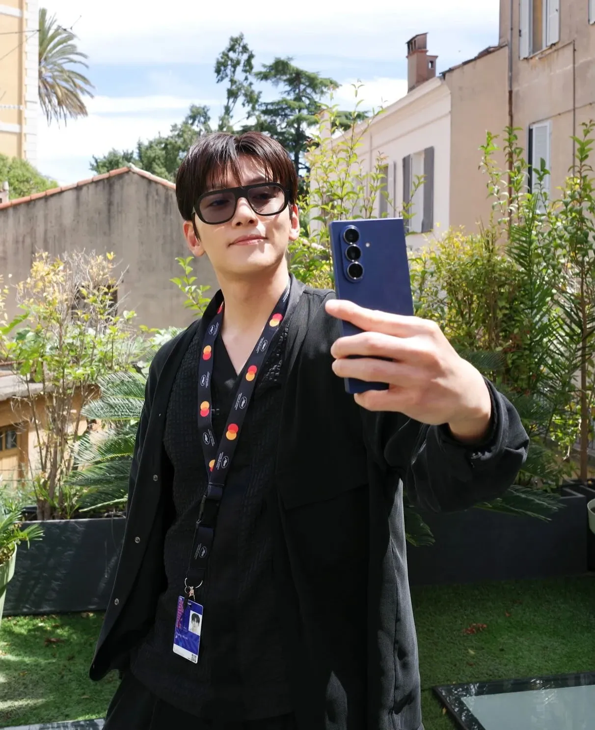 Behind-the-scenes cut of Ji Changwook