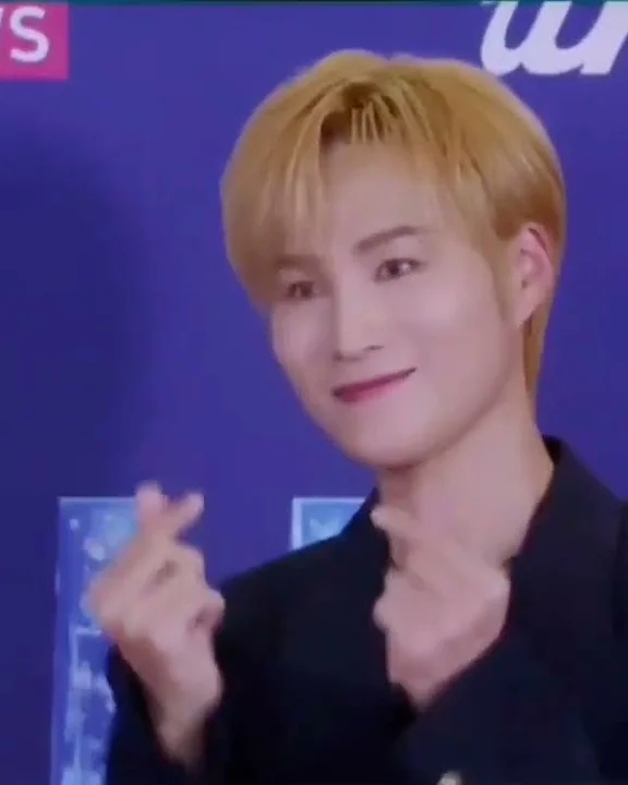 김희재의 최신 사진