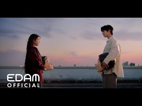 Cuplikan di balik layar dari IU