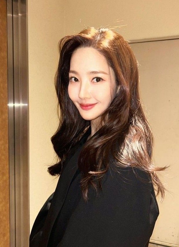 パク・ミニョンのビハインドカット