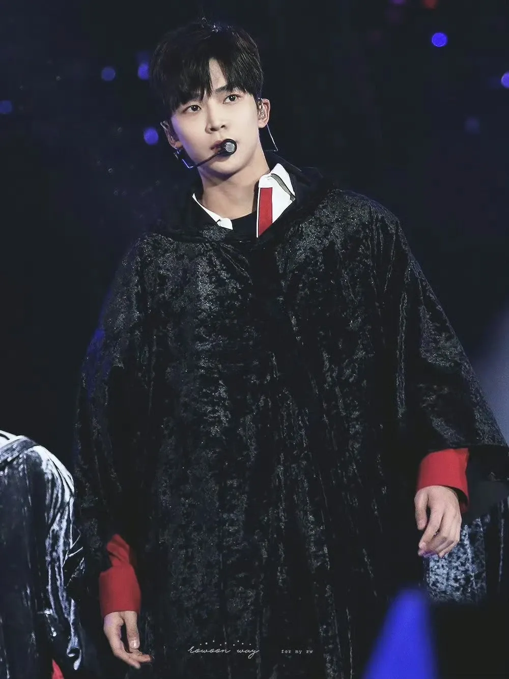 Momen yang diabadikan oleh penggemar Rowoon