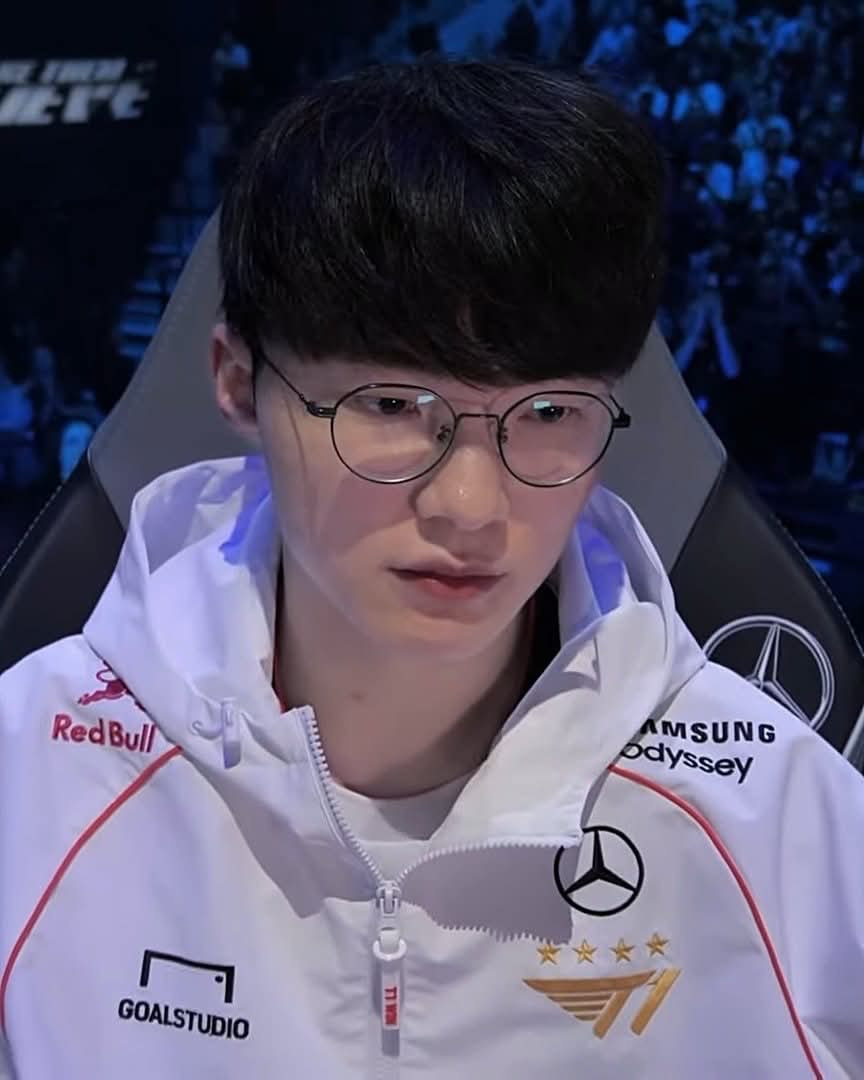 A moment captured by a fan of Faker
