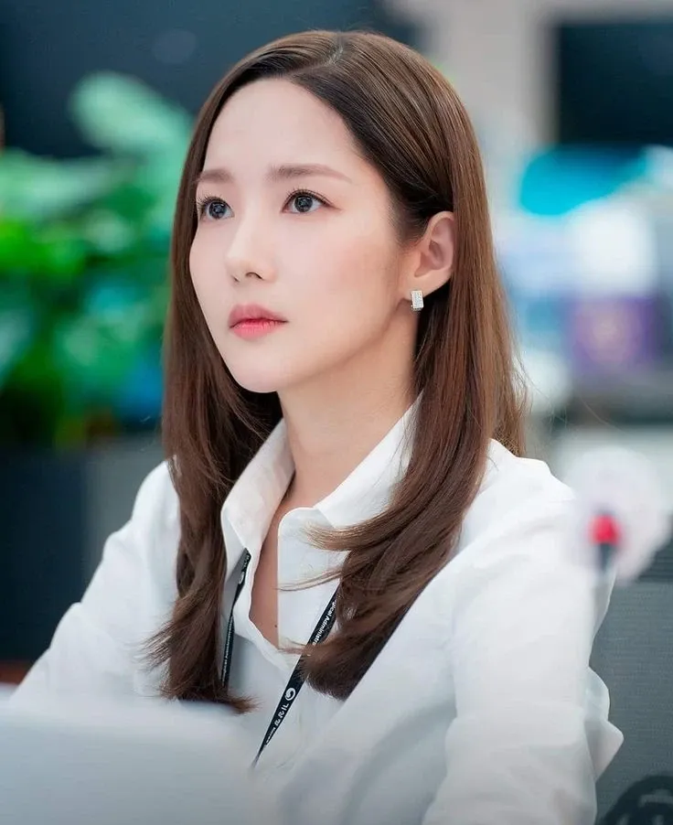 Latest photo of Park Minyoung