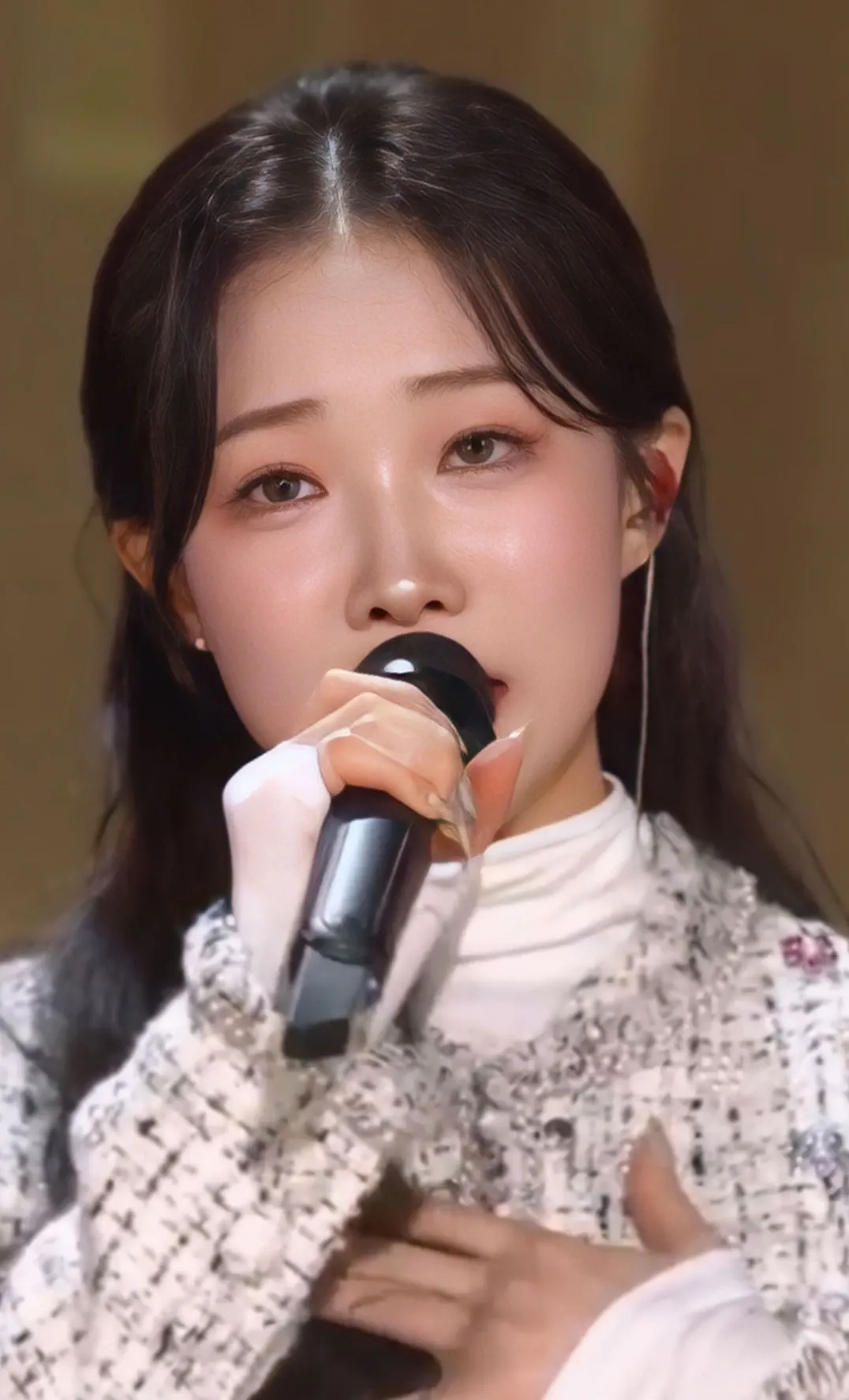Behind-the-scenes cut of Jung Seojoo
