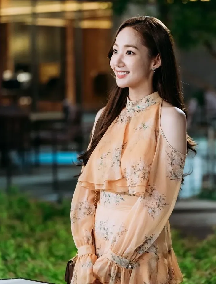 Recent activity shot of Park Minyoung