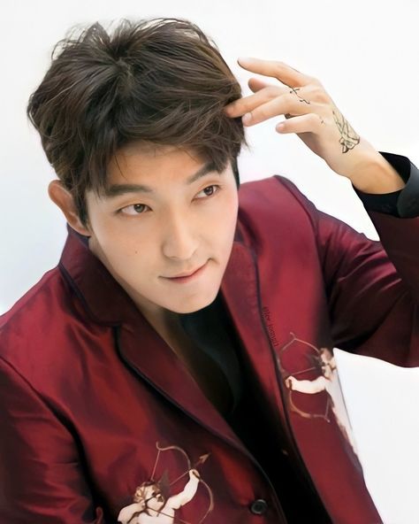 A moment captured by a fan of Lee Joongi