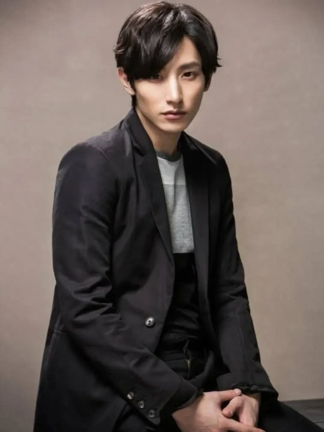 Behind-the-scenes cut of Lee Soohyuk