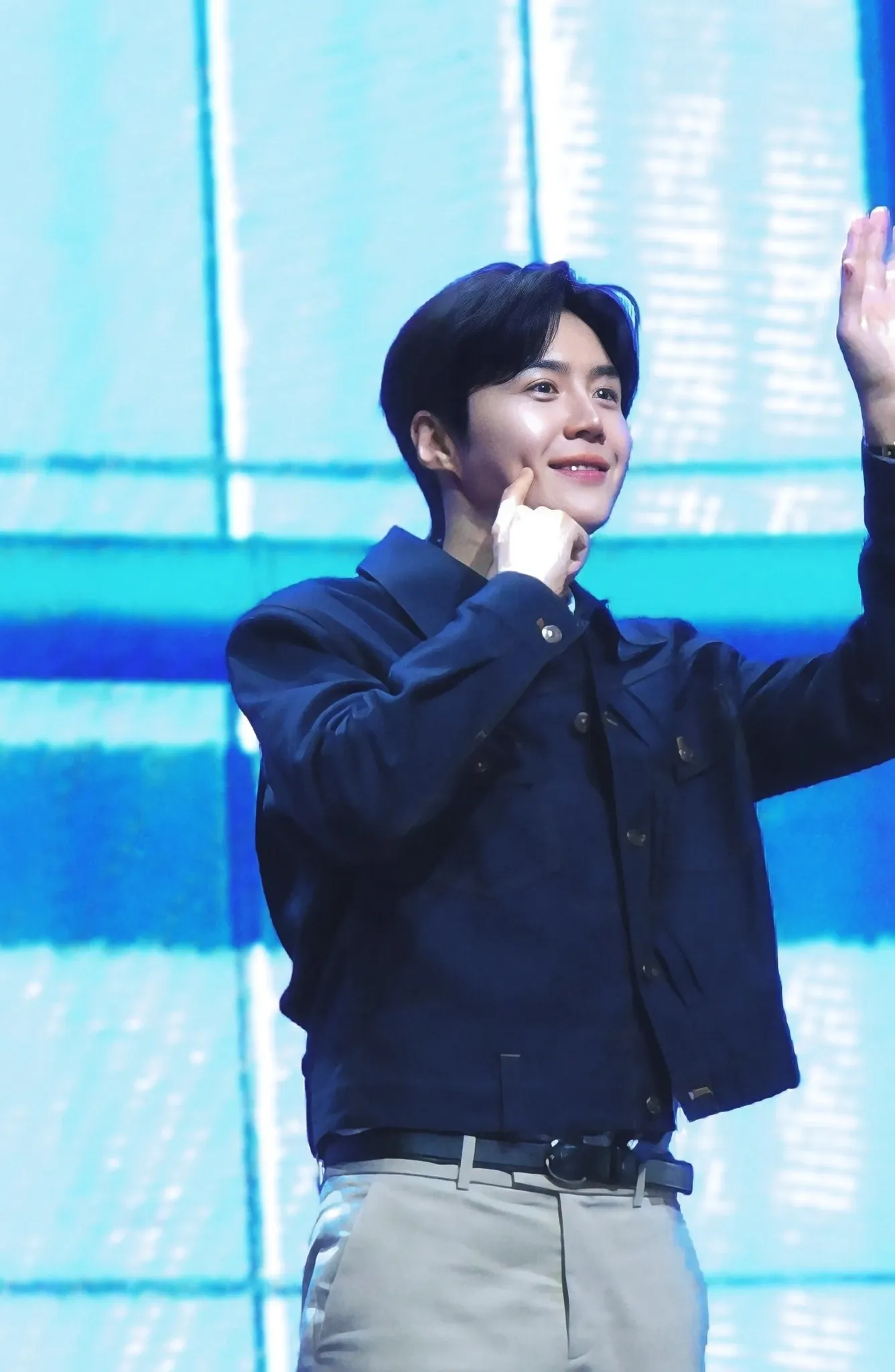 Foto kegiatan terbaru dari Kim Seonho