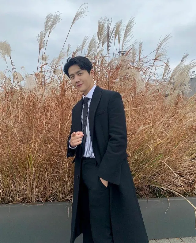 Cuplikan di balik layar dari Kim Seonho