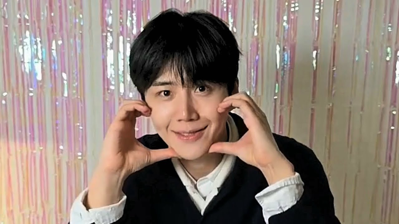 A moment captured by a fan of Kim Seonho