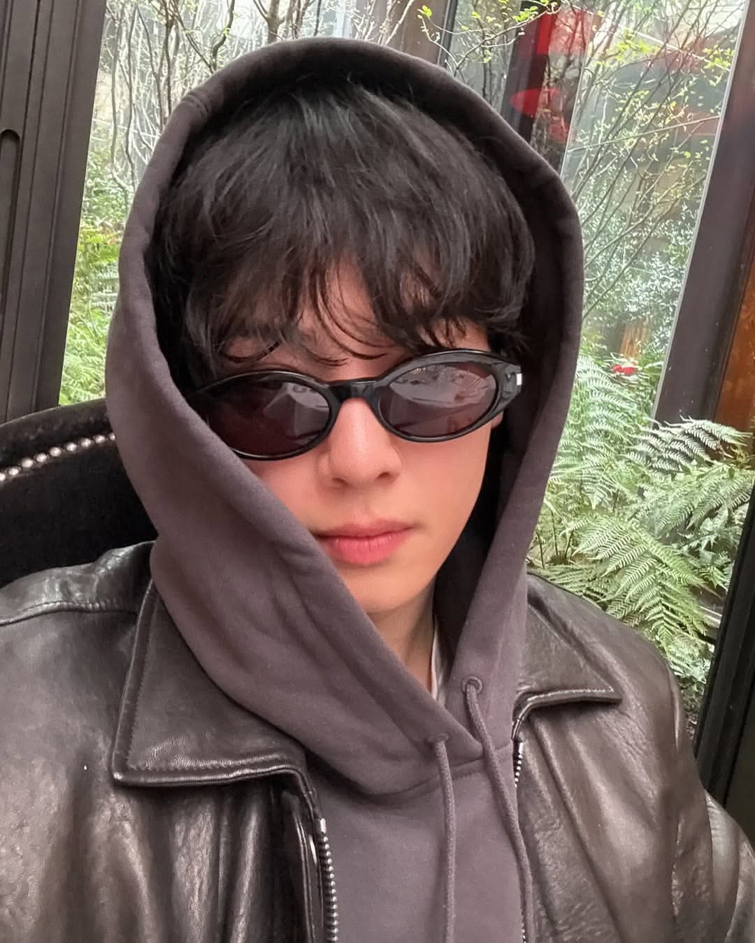 Recent activity shot of Cha Eunwoo