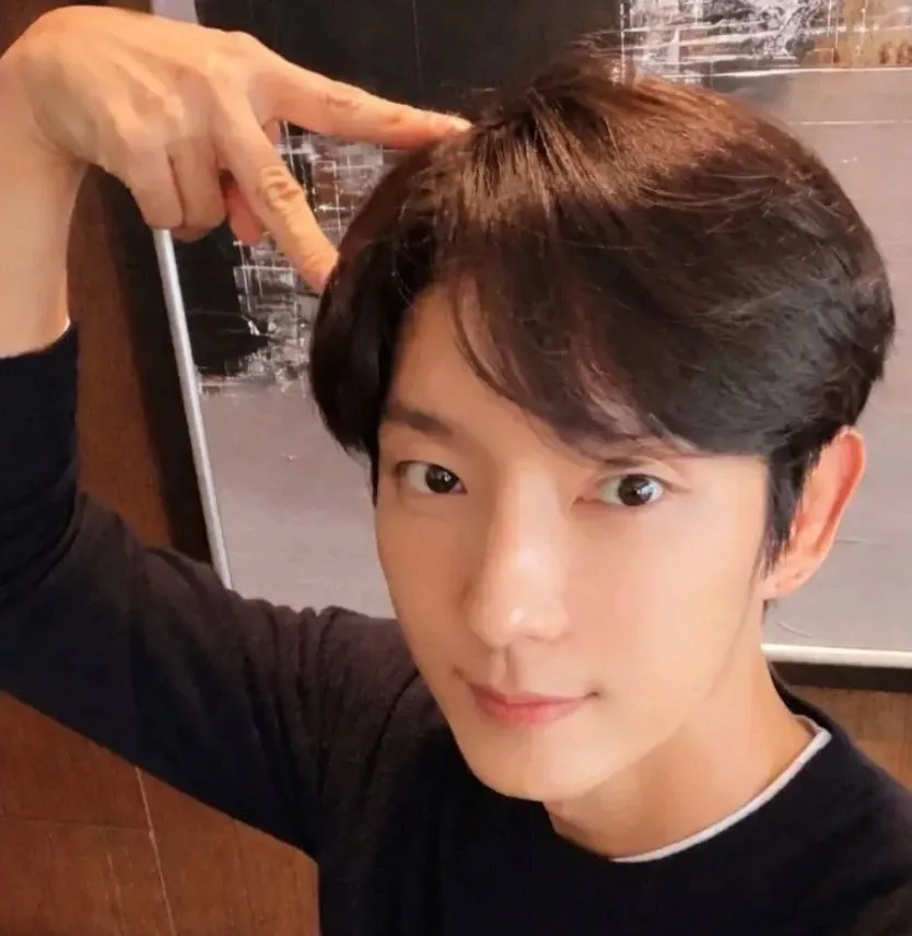 이준기 최근 활동샷