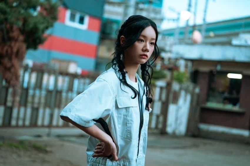 Behind-the-scenes cut of Hyeri